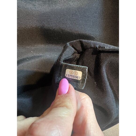 CHANEL Coco Country Camellia Tote - Picture 14 of 16